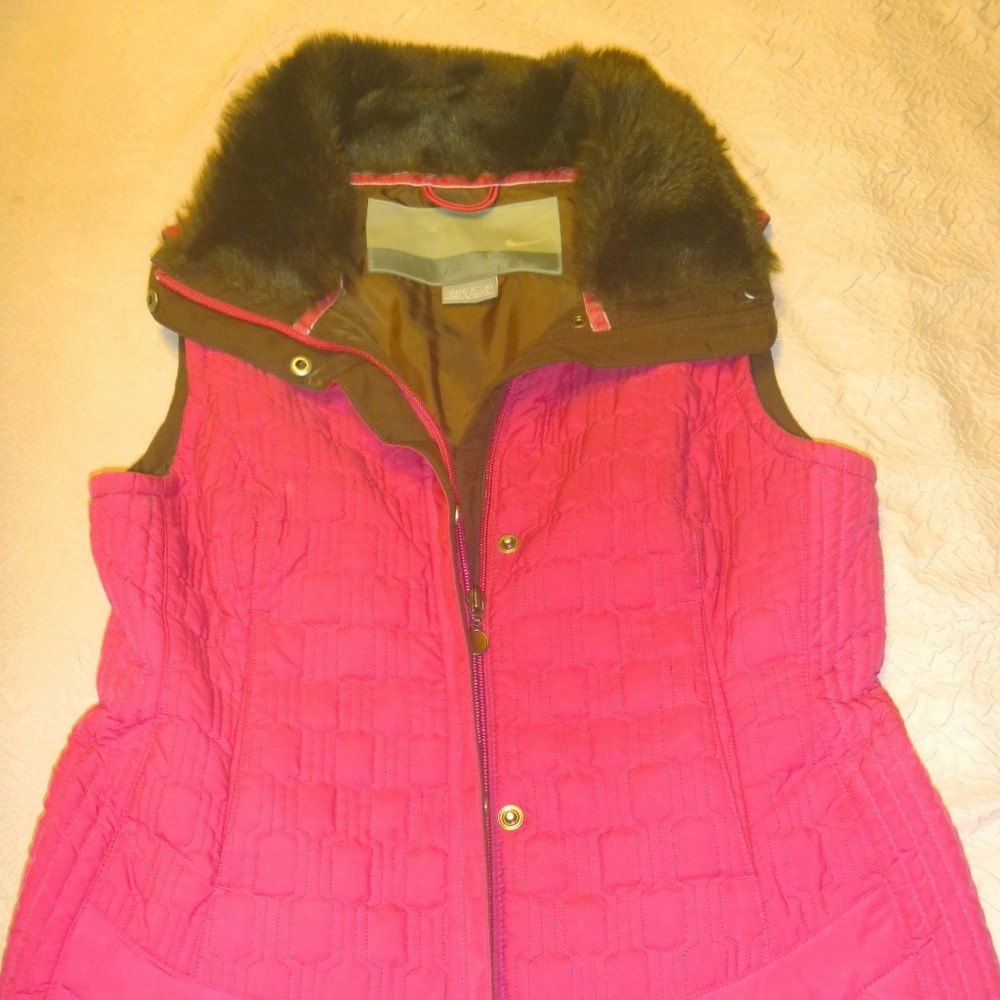 Women's Nike Hot Pink Quilted Vest